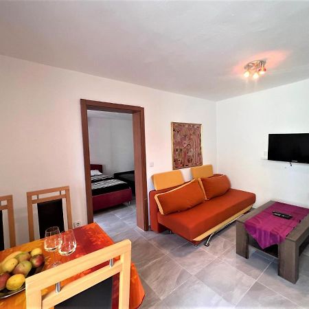 Apartments Melek Medulin Bagian luar foto