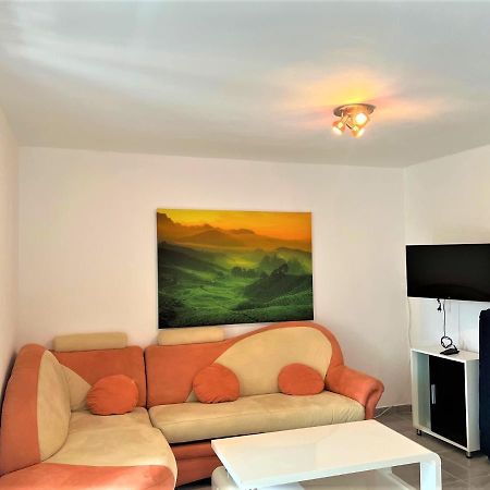 Apartments Melek Medulin Bagian luar foto