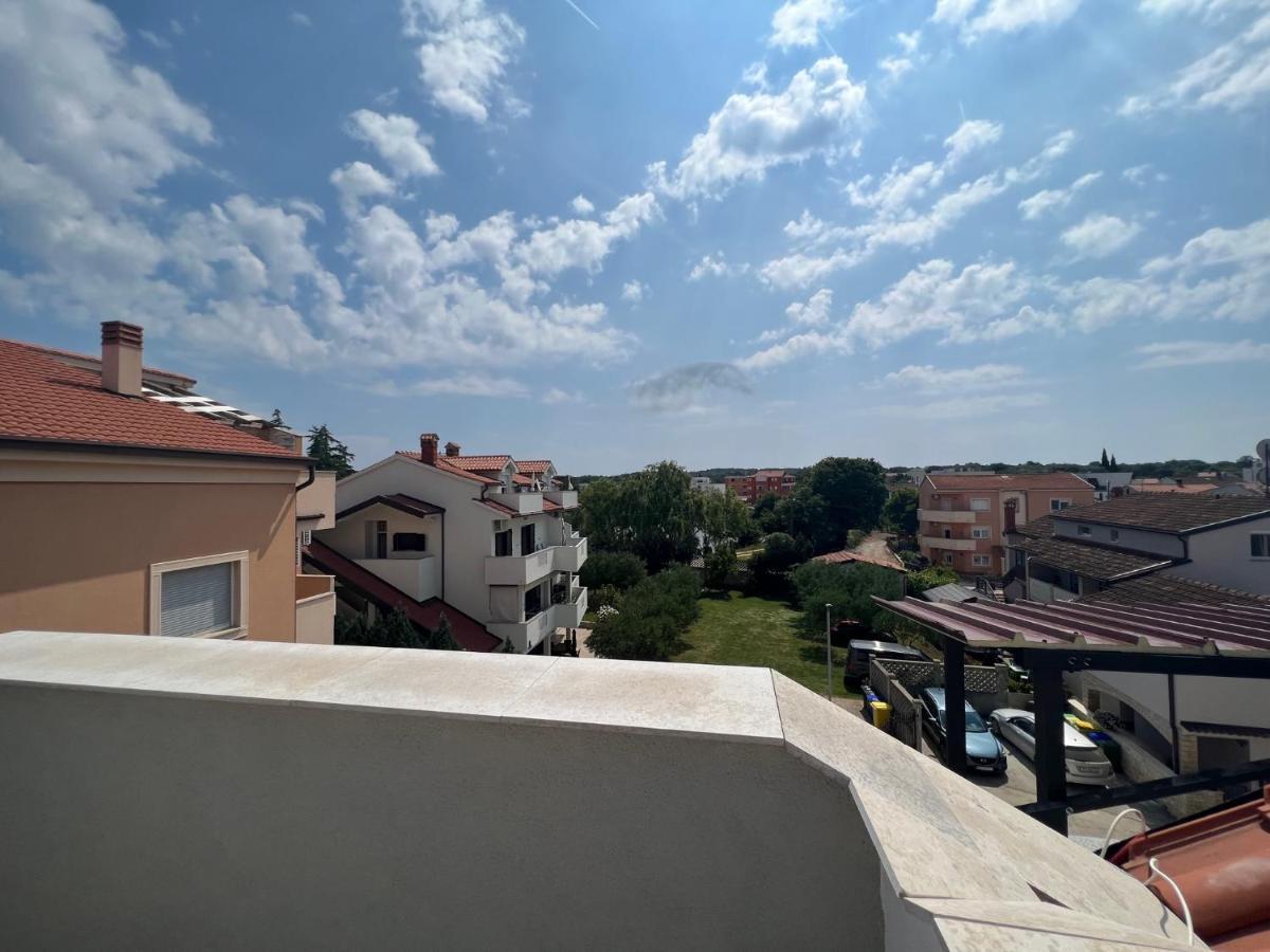 Apartments Melek Medulin Bagian luar foto